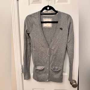Abercrombie & Fitch Light Gray Cardigan